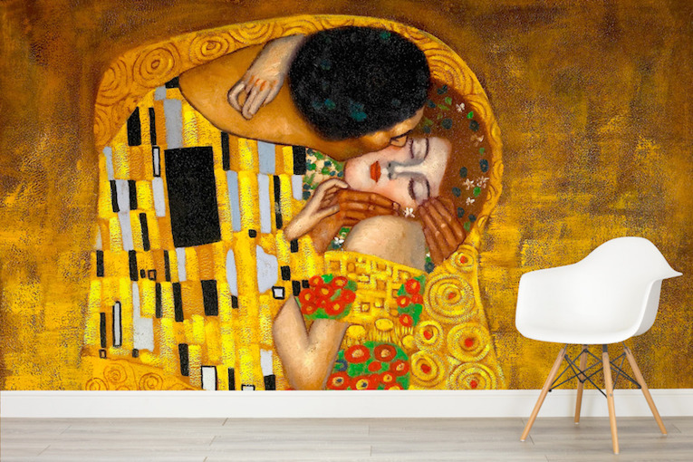 Chair---Gustav-Klimt-The-Kiss---Murals-Wallpaper